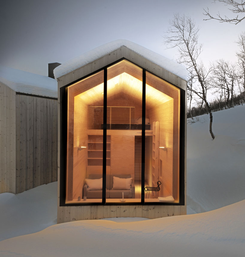 Illustration for article titled This Split-View Mountain Lodge Is the Ultimate Ski Shack